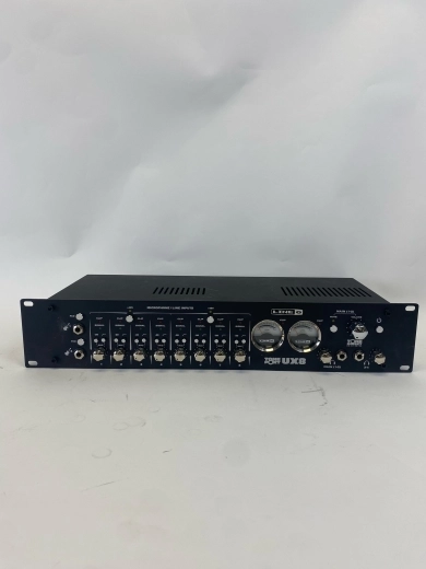 Line 6 - TONEPORT-UX8 2